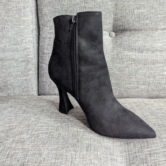 SALE - Heel booties pointed toe suede Made in Italy Sz 40 New - Picture 4 of 8